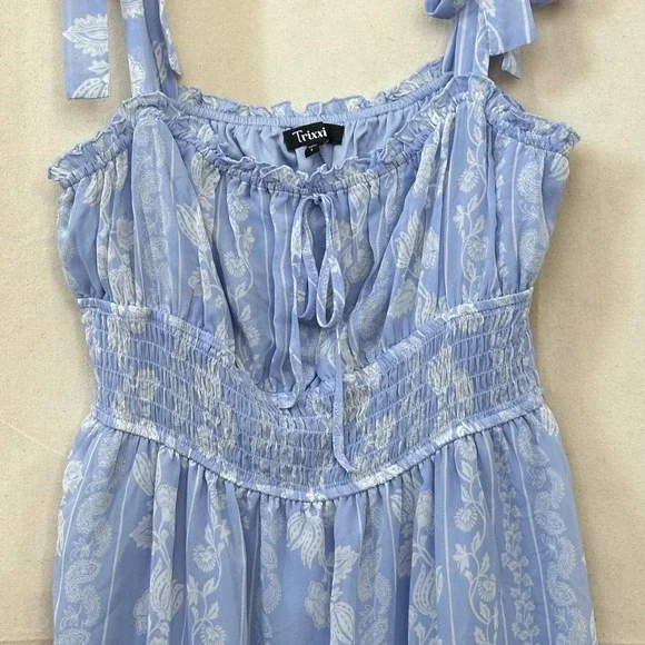 Trixxi Milkmaid Tiered Maxi Dress L Blue Floral Tie Strap Smocked Ruffle Peasant - Picture 13 of 13